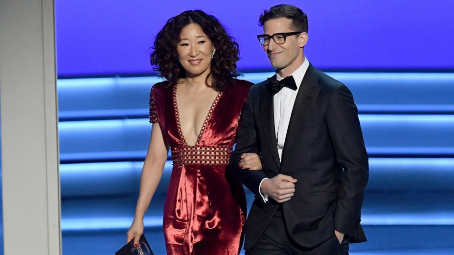 sandra_oh_and_andy_samberg_70th_emmy_awards_-_getty_-_h_2018